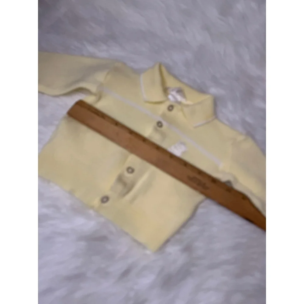 1980's Baby Yellow Knit Cardigan Sweater Teddy Bear Size Newborn to 9 Months‎